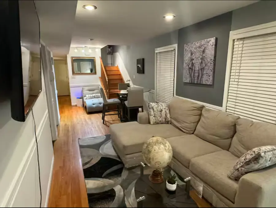 8813 S Euclid Avenue, Chicago, IL 60617 - #3