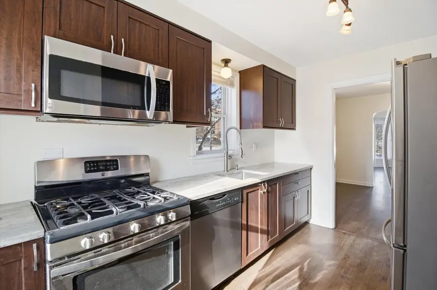 6659 W Foster Avenue, Chicago, IL 60656 - Image #3