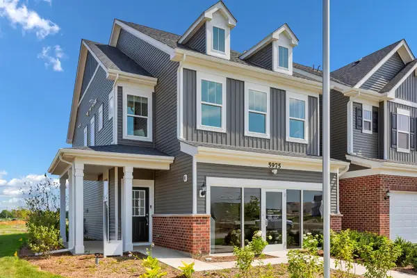 5916 Hawkweed Drive #07503, Naperville, IL 60564