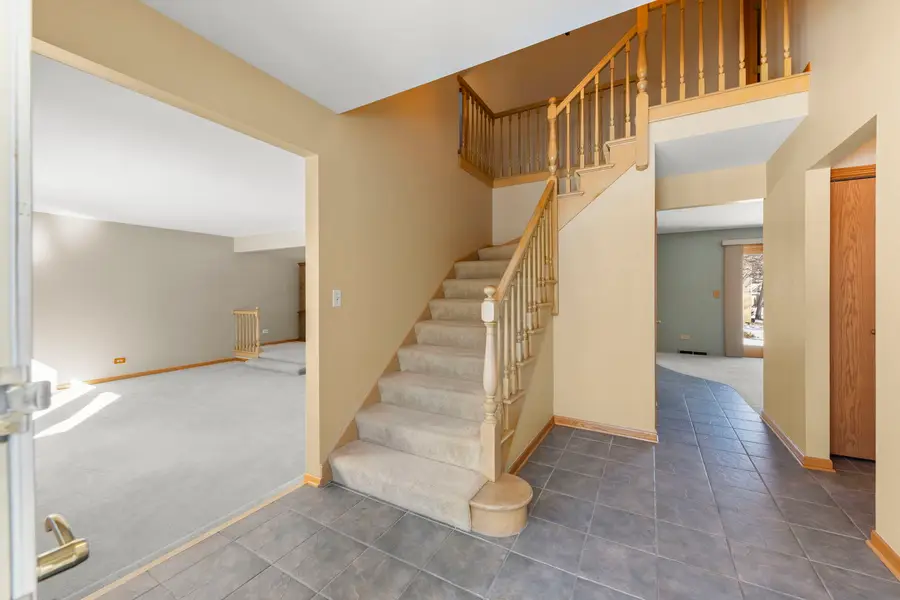 609 Deborah Court, Schaumburg, IL 60193 - Image #2