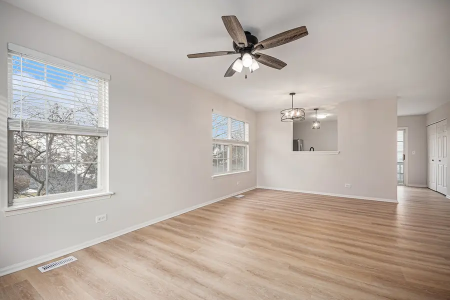 685 Holiday Lane, Hainesville, IL 60073 - Image #2