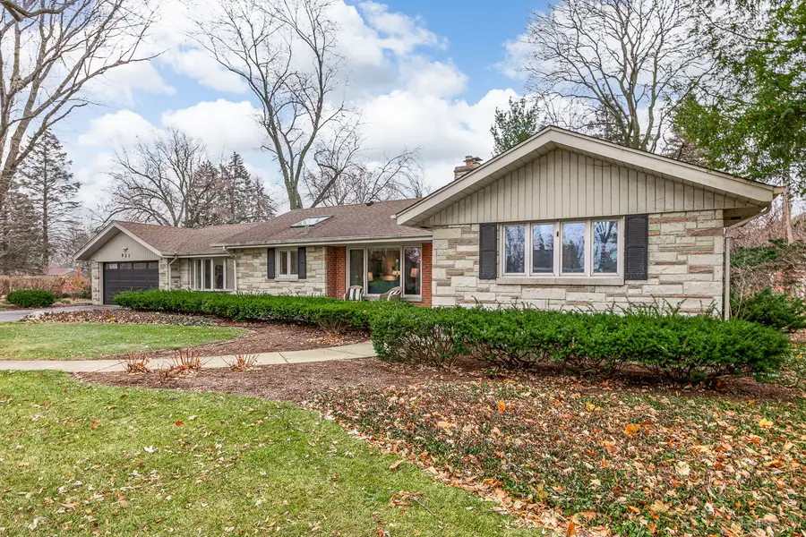 Address Withheld By Seller, Downers Grove, IL 60516 - Image #2
