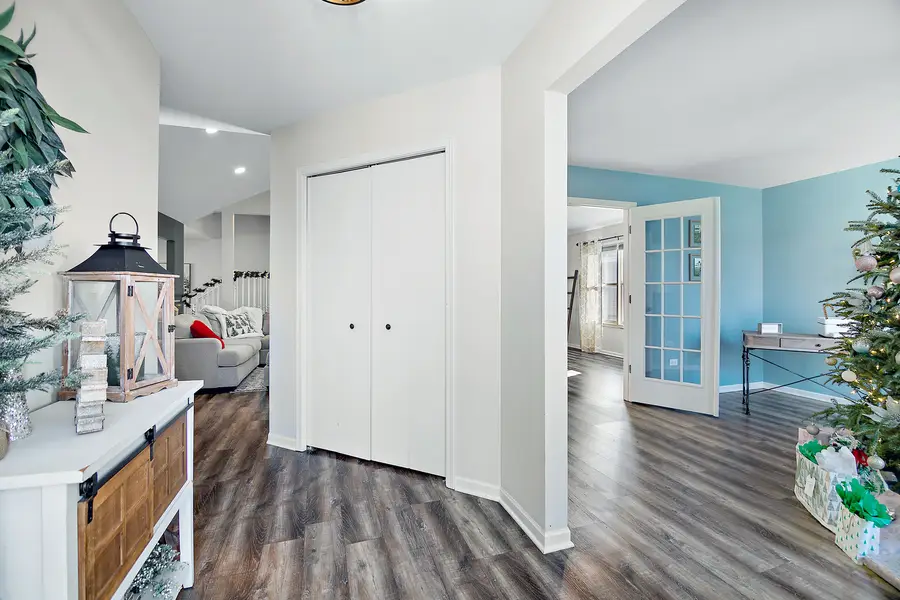 1420 E Cap Circle, Bourbonnais, IL 60914 - Image #3