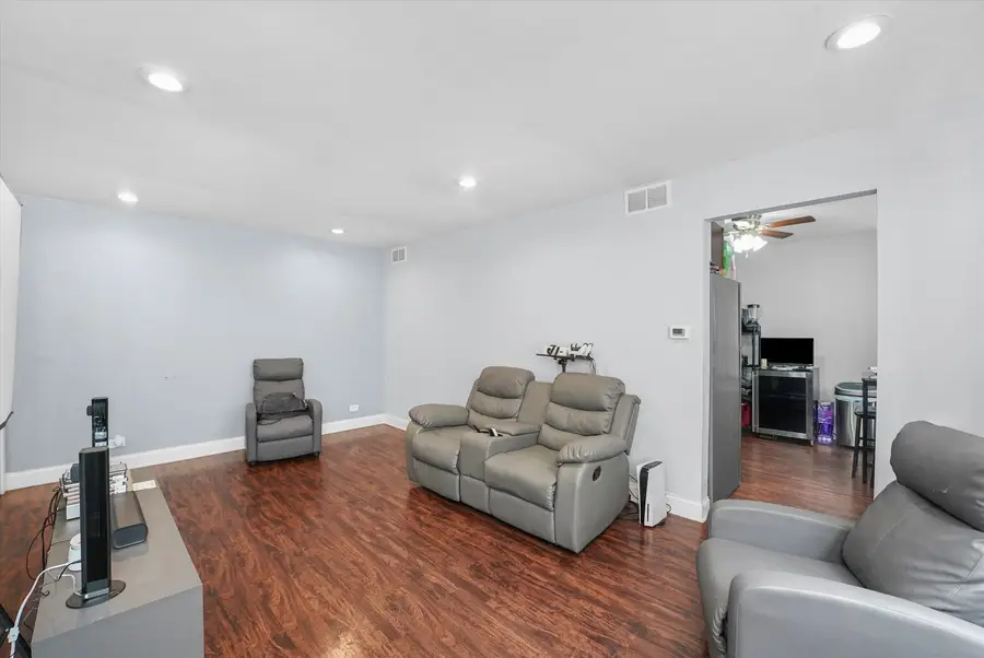 8119 S Paulina Street, Chicago, IL 60620 - Image #3