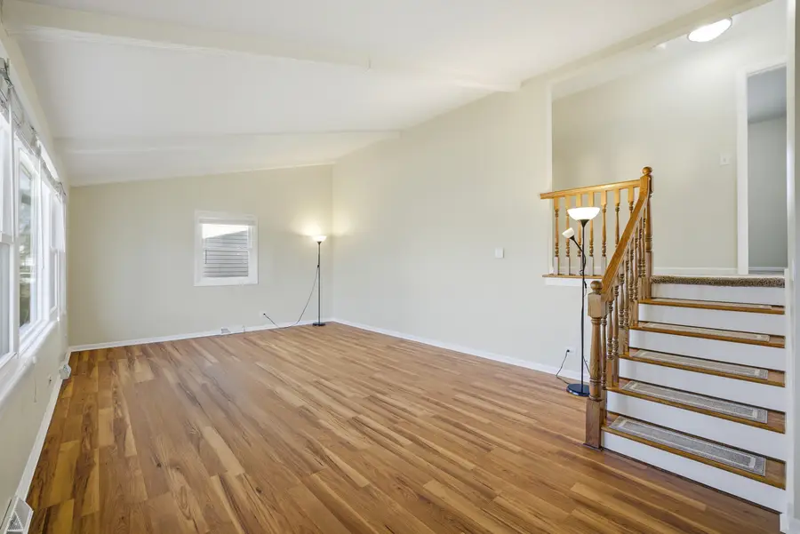 429 Lauren Lane, Buffalo Grove, IL 60089 - Image #3