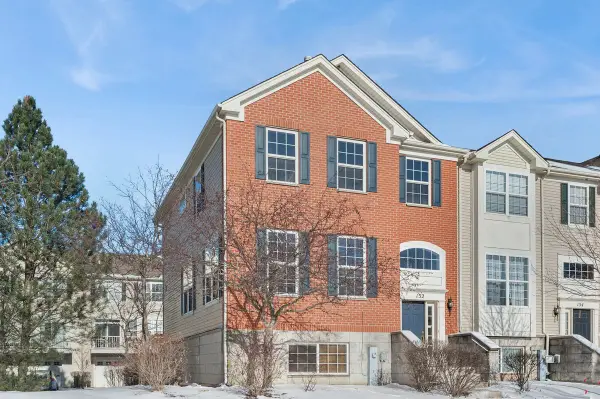 152 Jackson Street, Gilberts, IL 60136