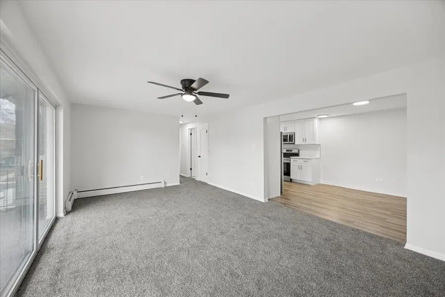 935 S 8th Avenue #5, La Grange, IL 60525 - Image #2