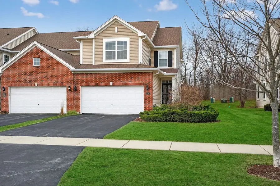 334 Buckingham Court, Lombard, IL 60148 - Image #3
