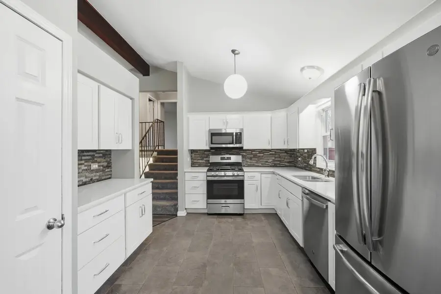 3486 Dorchester Avenue, Gurnee, IL 60031 - Image #3