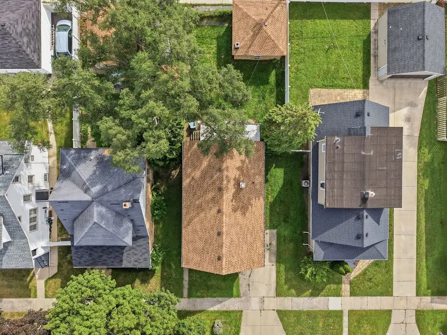 617 23rd Avenue, Bellwood, IL 60104 - #2