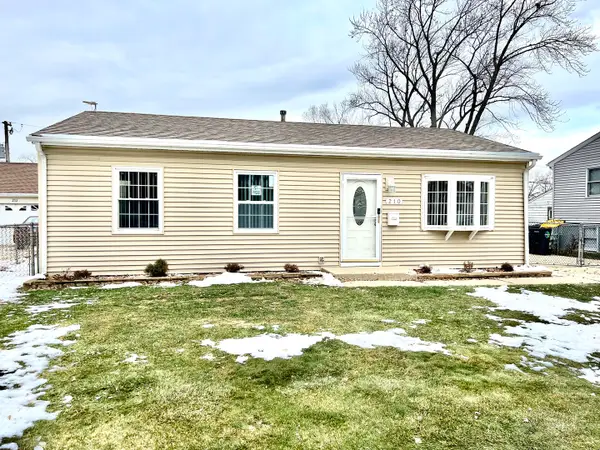 210 Willow Road, Streamwood, IL 60107