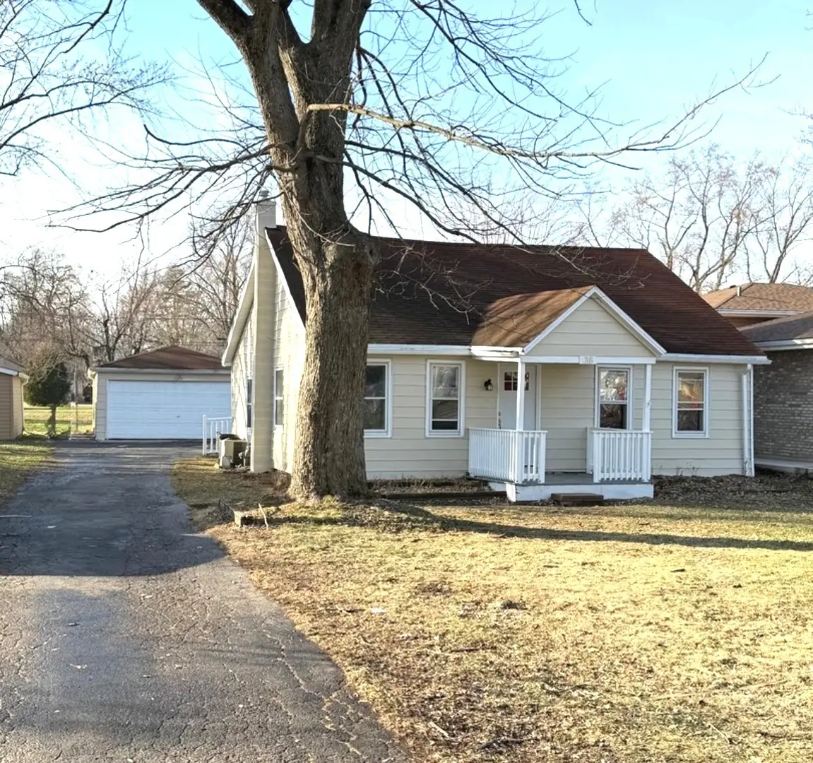 38 N Rebecca Street, Glenwood, IL 60425 - Image #1