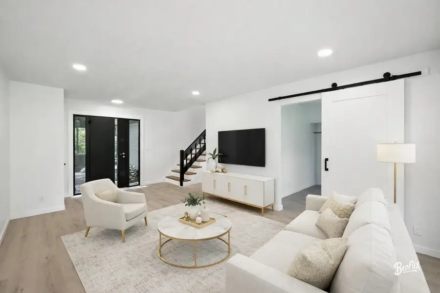 318 Exmoor Drive, Streamwood, IL 60107 - Image #2