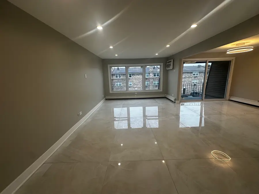 9832 Nottingham Avenue #17, Chicago Ridge, IL 60415 - Image #2