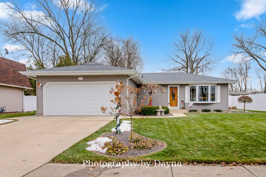 220 Kathy Drive, Bourbonnais, IL 60914 - Image #2