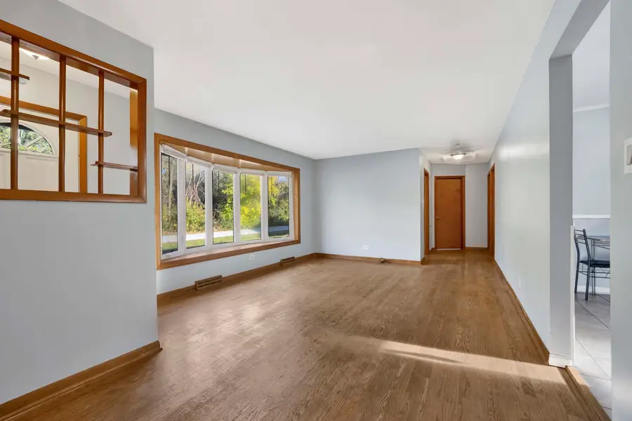 11257 S Pacific Drive, Worth, IL 60482 - Image #3