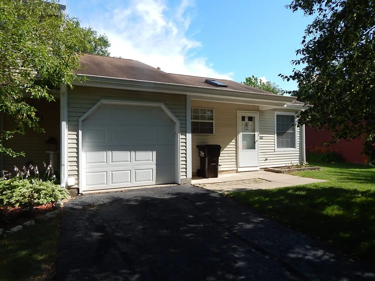 727 Nantucket Way, Island Lake, IL 60042 - Image #1