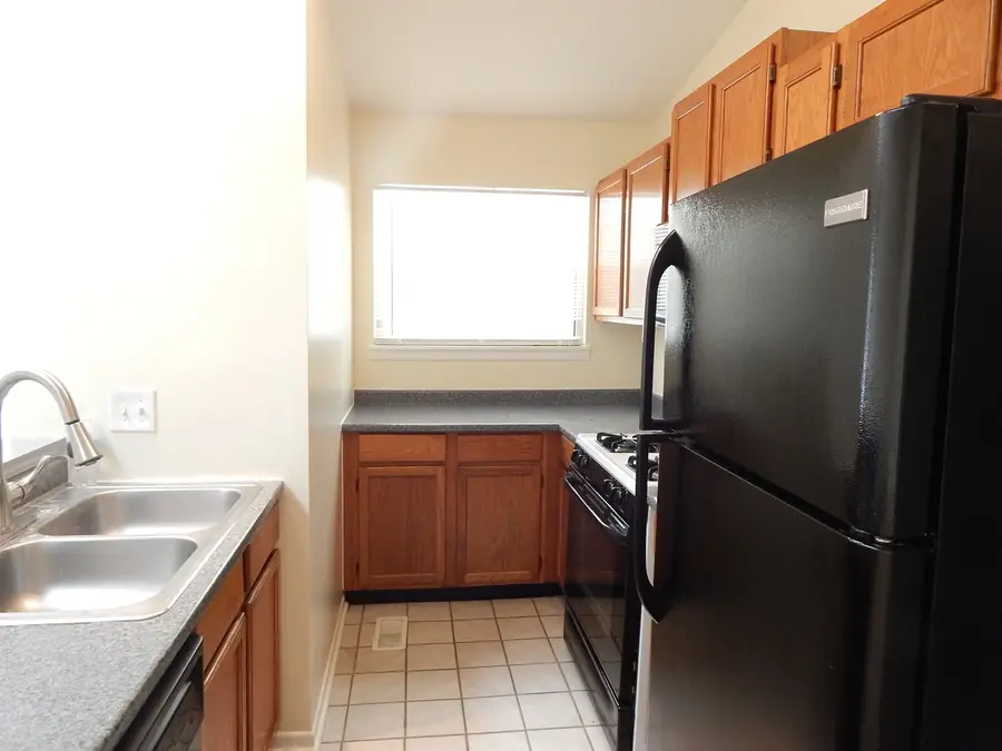 727 Nantucket Way, Island Lake, IL 60042 - Image #2