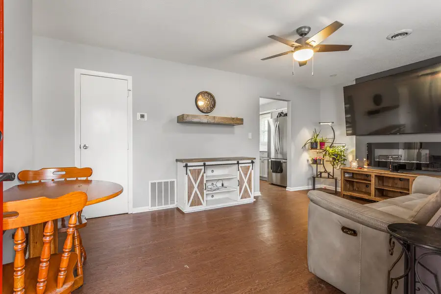 800 Juniper Drive, Rantoul, IL 61866 - Image #2