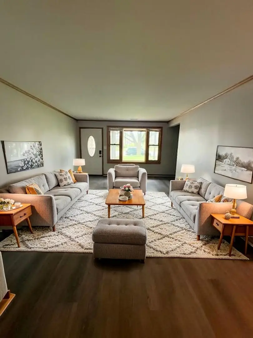 674 E Algonquin Road, Des Plaines, IL 60016 - Image #2