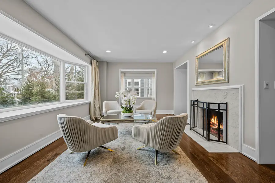 124 Linden Avenue, Glencoe, IL 60022 - #2