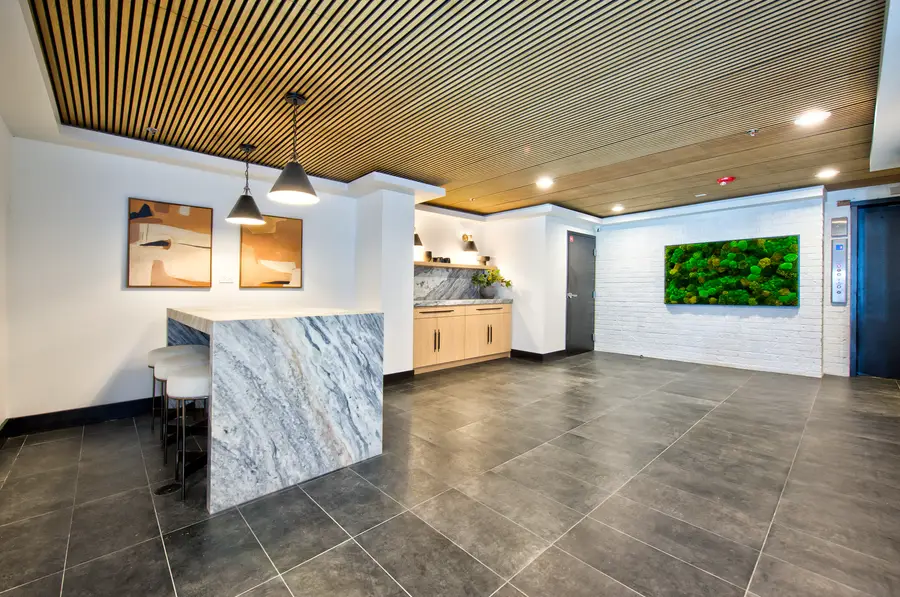 9396 Landings Lane #306, Des Plaines, IL 60016 - Image #2