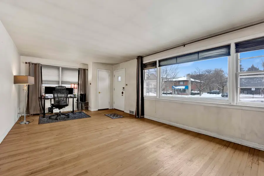 5265 W Devon Avenue, Chicago, IL 60646 - Image #3
