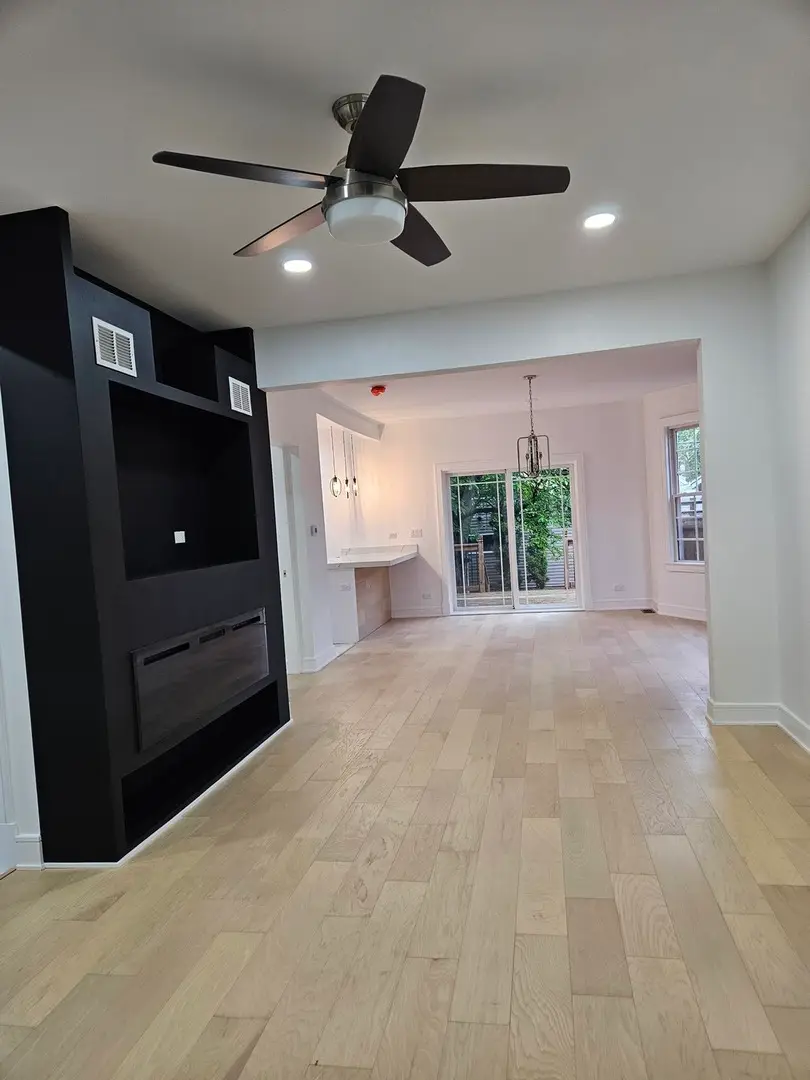 5402 N Mobile Avenue, Chicago, IL 60630 - Image #3