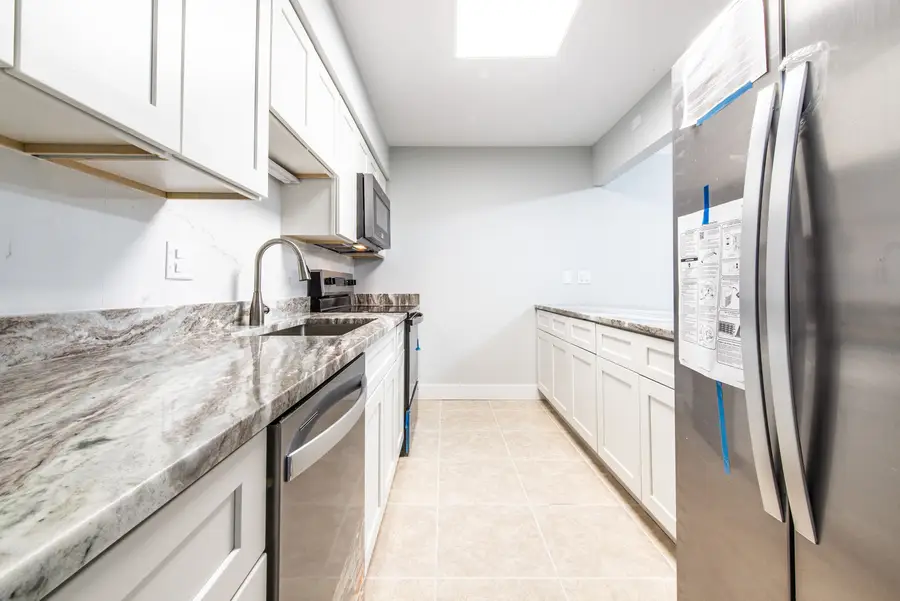 814 E Old Willow Road #109, Prospect Heights, IL 60070 - Image #3