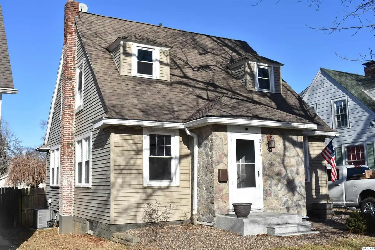 2119 Jefferson St, Quincy, IL 62301 - Image #1