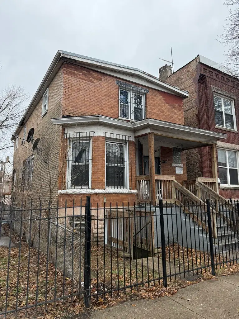 6624 S Marquette Road, Chicago, IL 60637 - Image #2