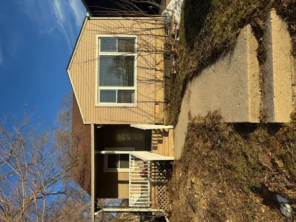 689 N Lincoln Avenue, Aurora, IL 60505