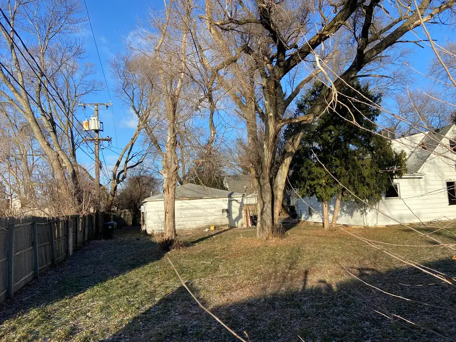 Address Withheld By Seller, Round Lake Park, IL 60073 - Image #2