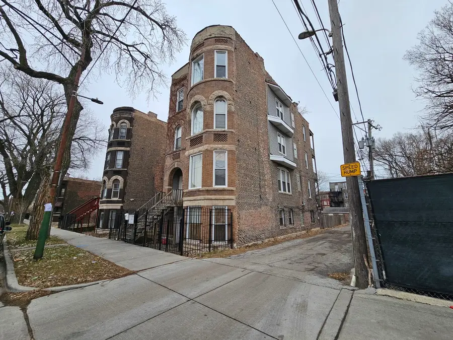 9041 S Burley Avenue, Chicago, IL 60617 - Image #3