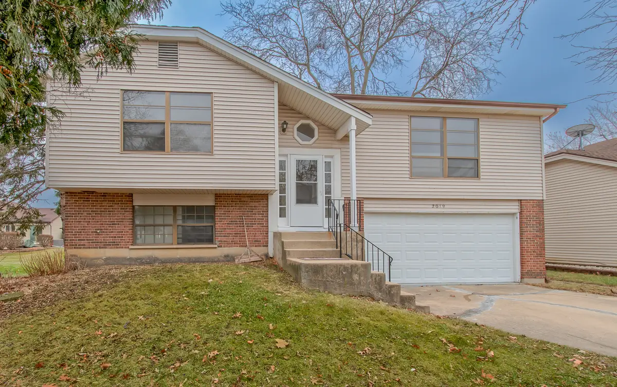 2019 Williamsburg Drive, Streamwood, IL 60107 - Image #1