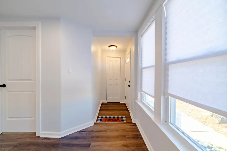 6937 W Summerdale Avenue, Chicago, IL 60656 - Image #2