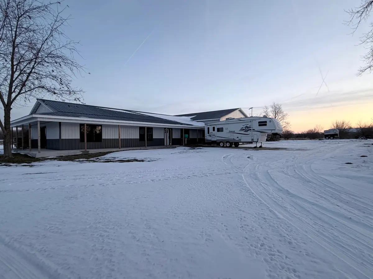 6255 W State Route 17 Road, Kankakee, IL 60901 - Image #1