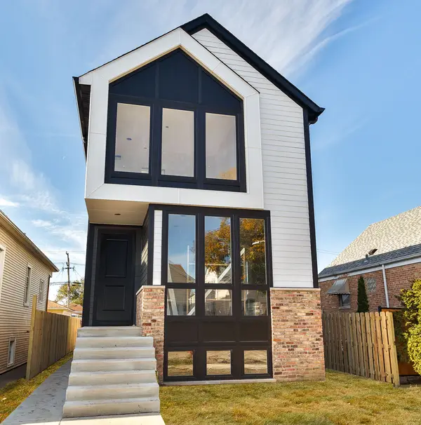 3930 N Nordica Avenue, Chicago, IL 60634