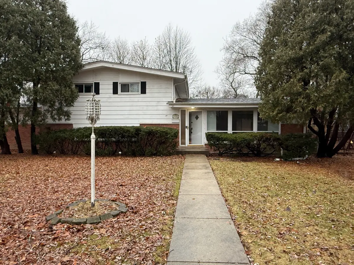 9200 Avers Avenue, Evanston, IL 60203 - Image #1