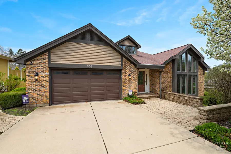 305 N Dale Avenue, McHenry, IL 60050 - #2