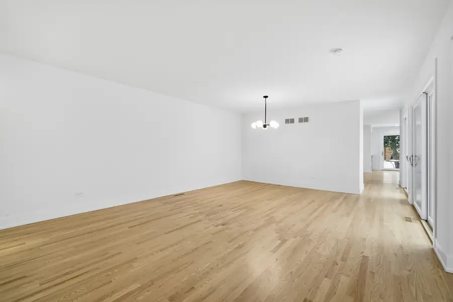 2372 Salceda Drive, Northbrook, IL 60062 - Image #3