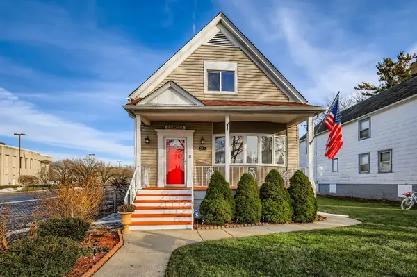 133 N 17th Avenue, Melrose Park, IL 60160