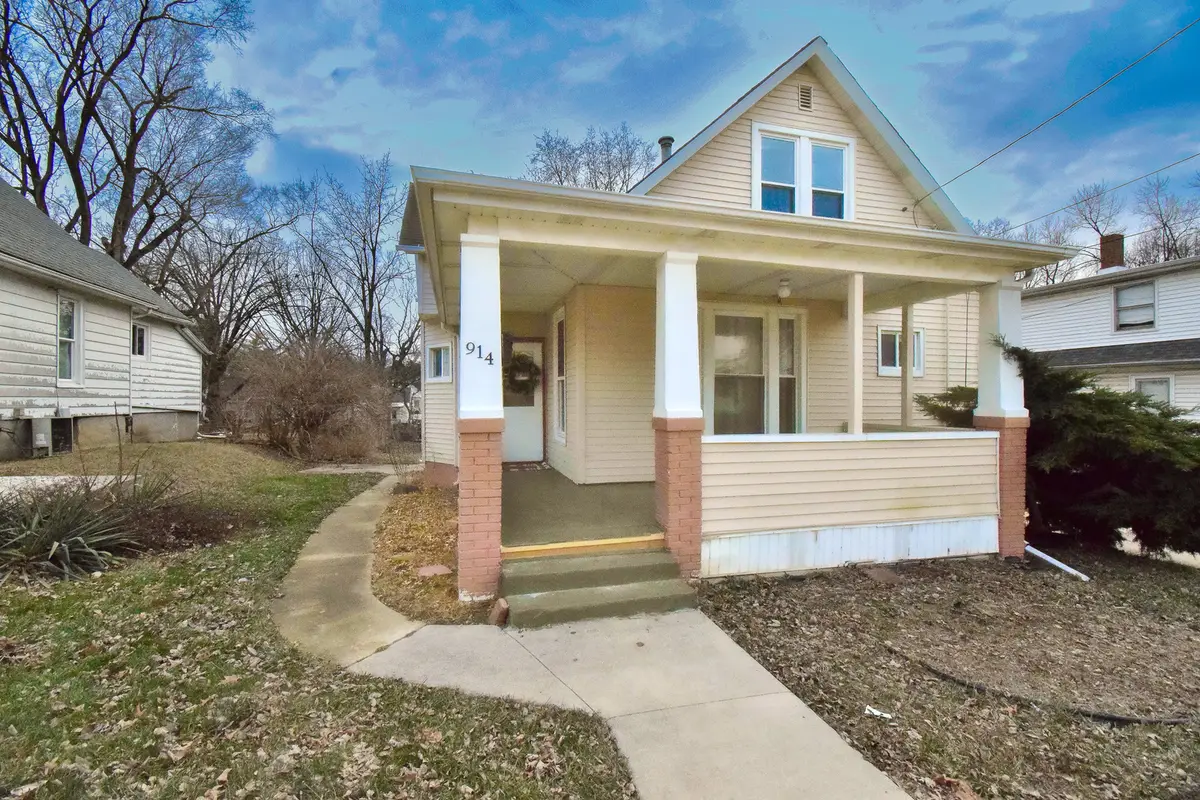 914 W Olive Street, Bloomington, IL 61701 - Image #1