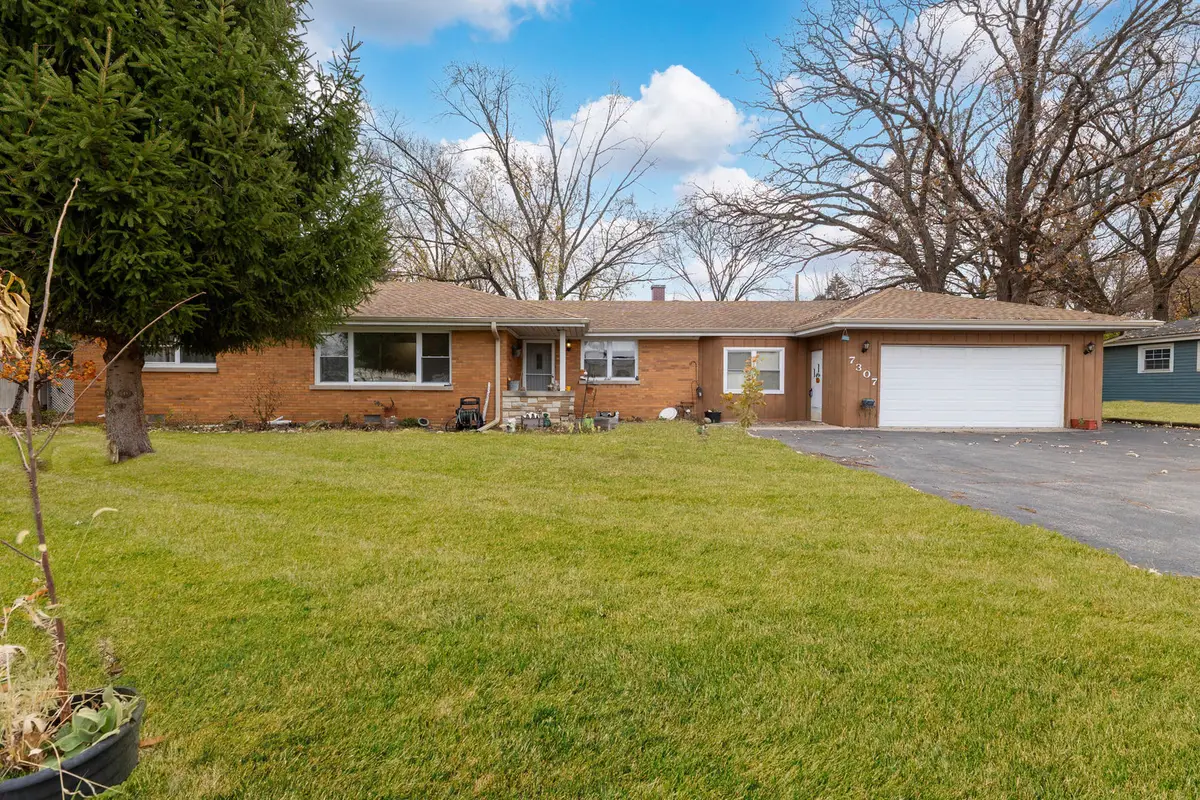 7307 W College Drive, Palos Heights, IL 60463 - Image #1