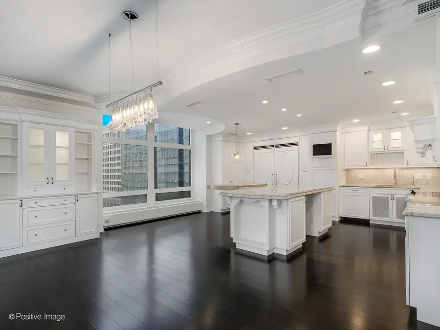 680 N Lake Shore Drive #921, Chicago, IL 60611 - Image #3