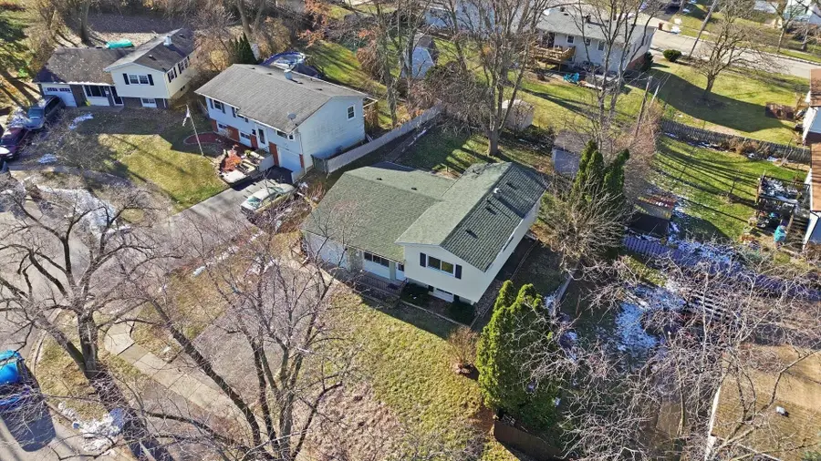 1388 Jill Court, Glendale Heights, IL 60139 - Image #2