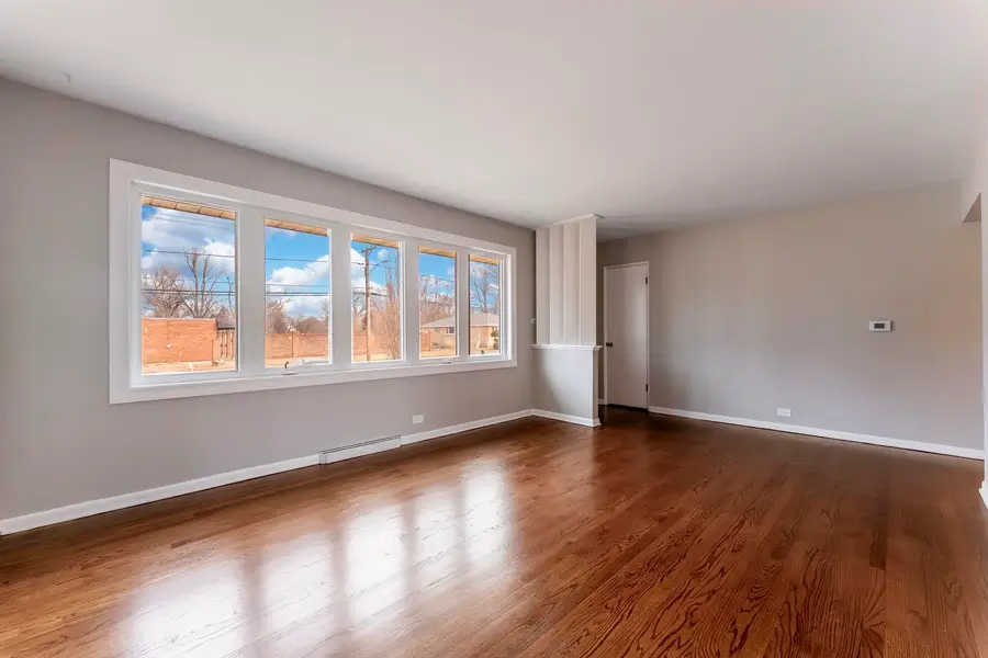 4904 W Hawthorne Avenue, Hillside, IL 60162 - #3