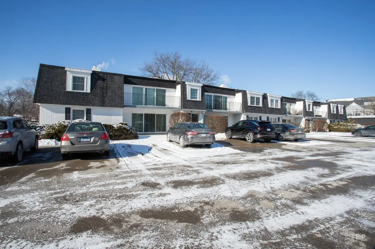 1133 Royal Saint George Drive #105, Naperville, IL 60563 - Image #1