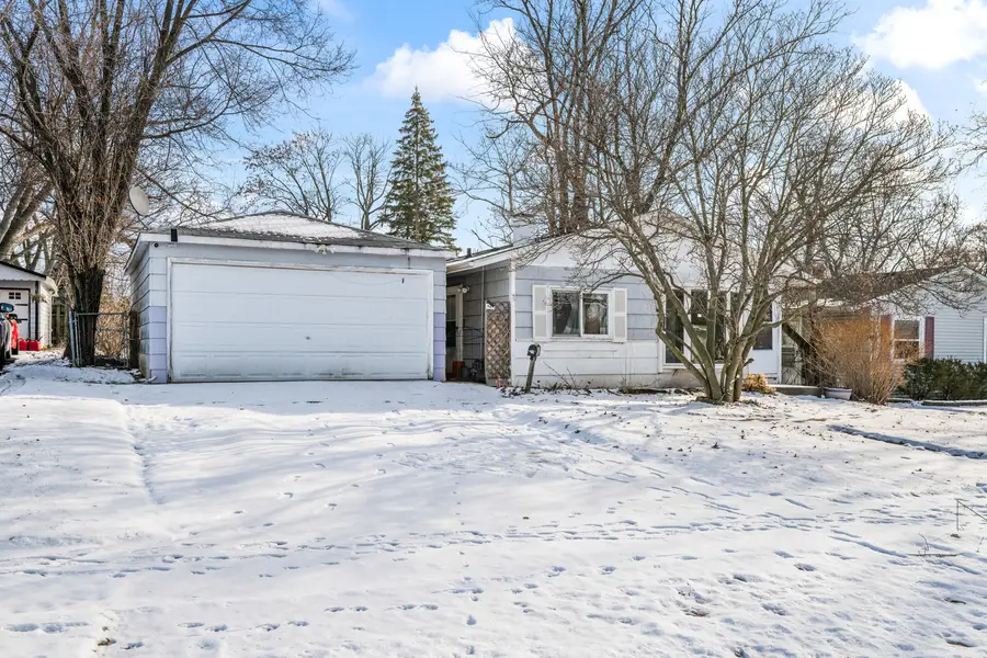 969 Berkley Street, Carpentersville, IL 60110 - Image #3