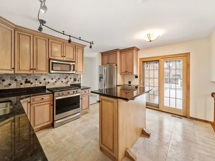 7537 W Wishing Well Drive, Frankfort, IL 60423 - Image #2